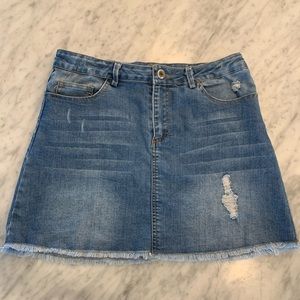 Jeans skirt size girls large (14-16)